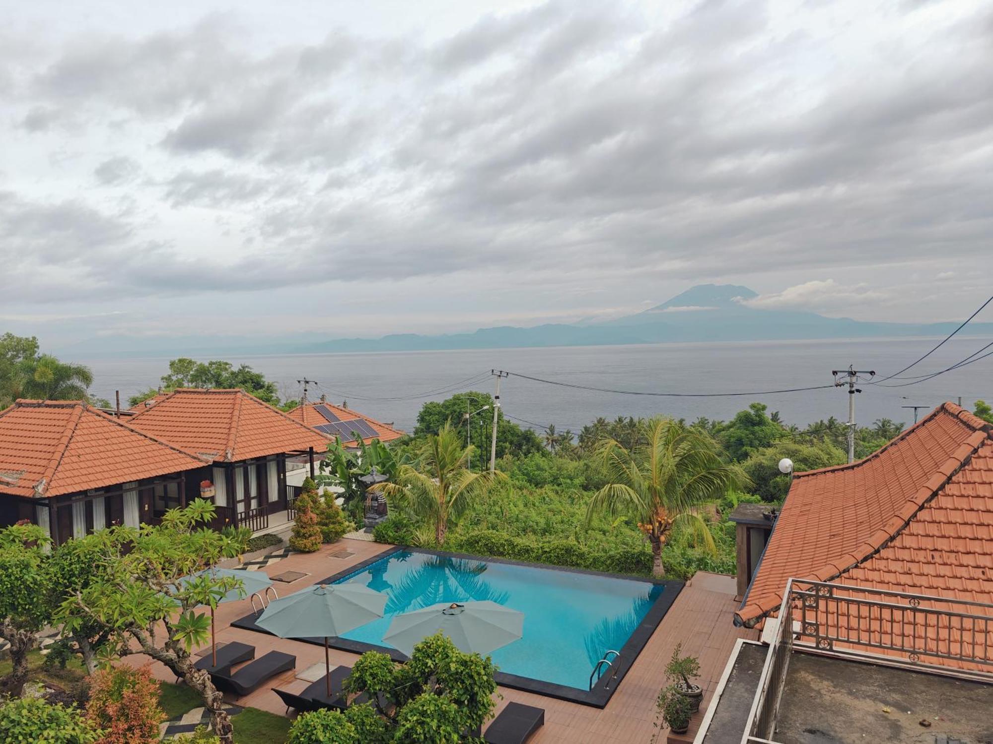 Nusa Sedayu By Ocean View Hotel 4*