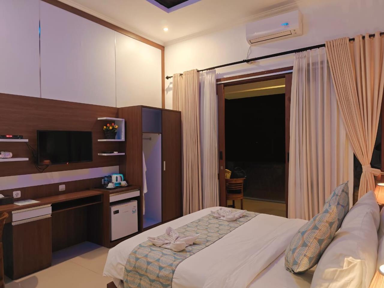 Nusa Sedayu By Ocean View Hotel 4*