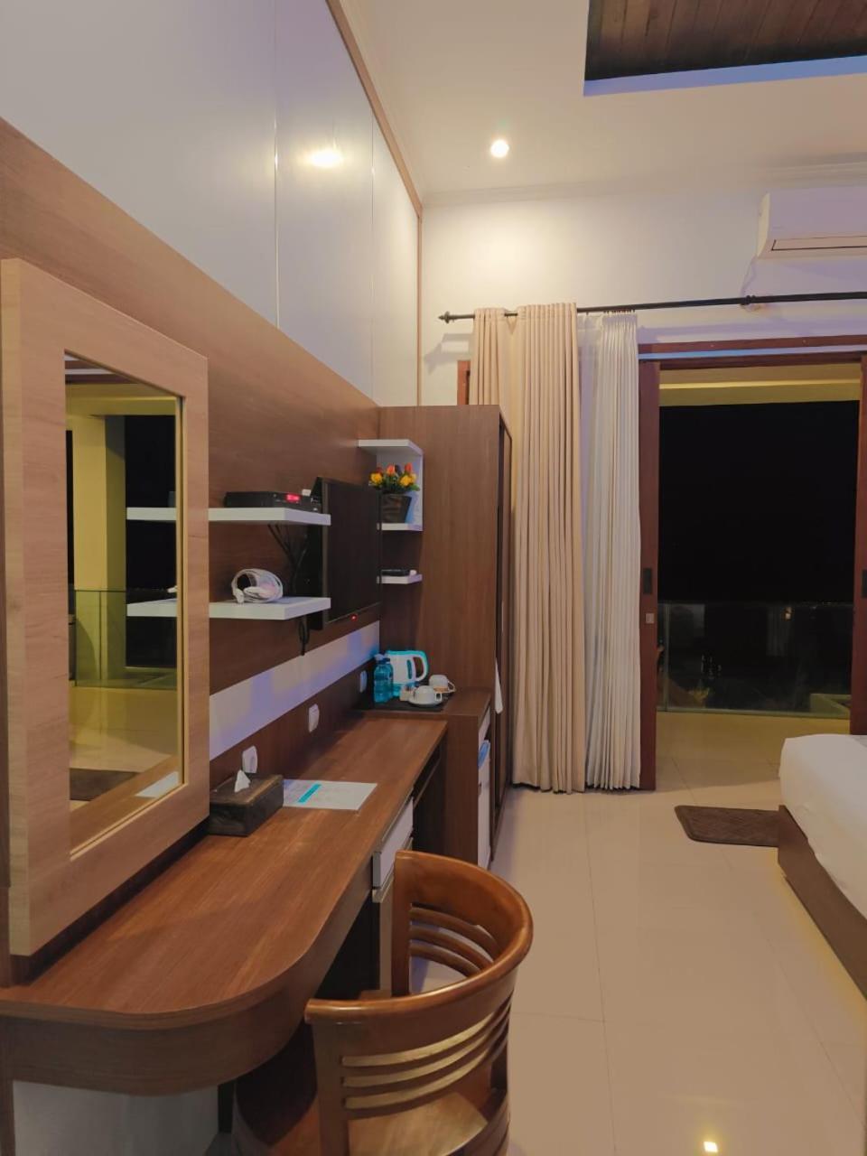 Nusa Sedayu By Ocean View Hotel